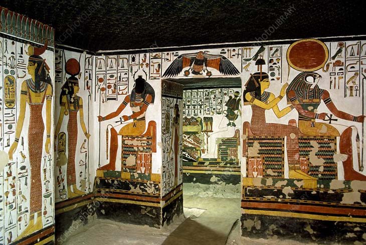 Egypt Luxor Queen Nefertari Tomb02_3981b_lg.jpg